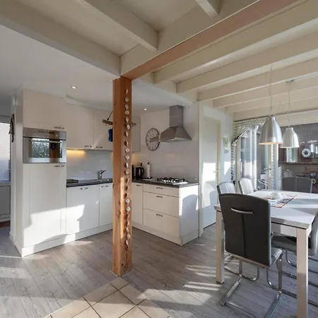 Holiday home Stylish With A Large Garden