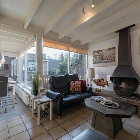 Stylish With A Large Garden Holiday home