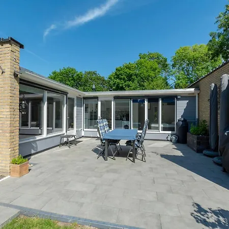 In Sint Maartenszee Near *