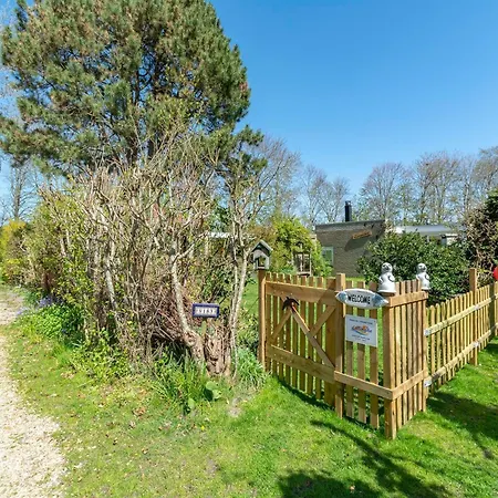 Stylish With A Large Garden