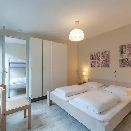 Stylish With A Large Garden Holiday home *