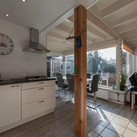 In Sint Maartenszee Near * Sint Maartensvlotbrug