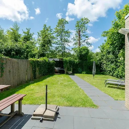 Stylish With A Large Garden *