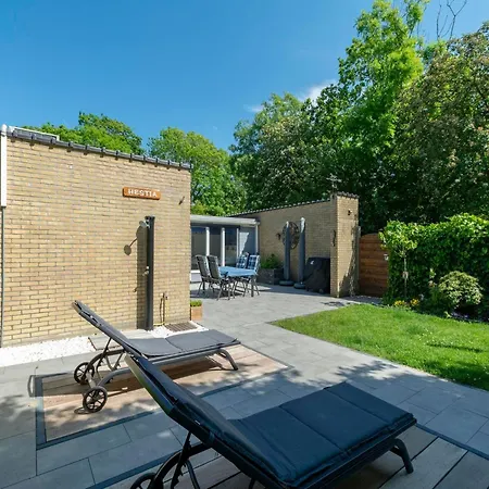 Casa vacanze In Sint Maartenszee Near *