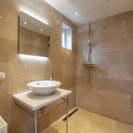 Casa vacanze In Sint Maartenszee Near