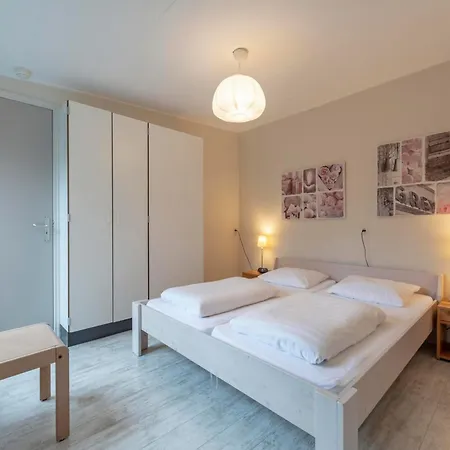 Casa vacanze In Sint Maartenszee Near *